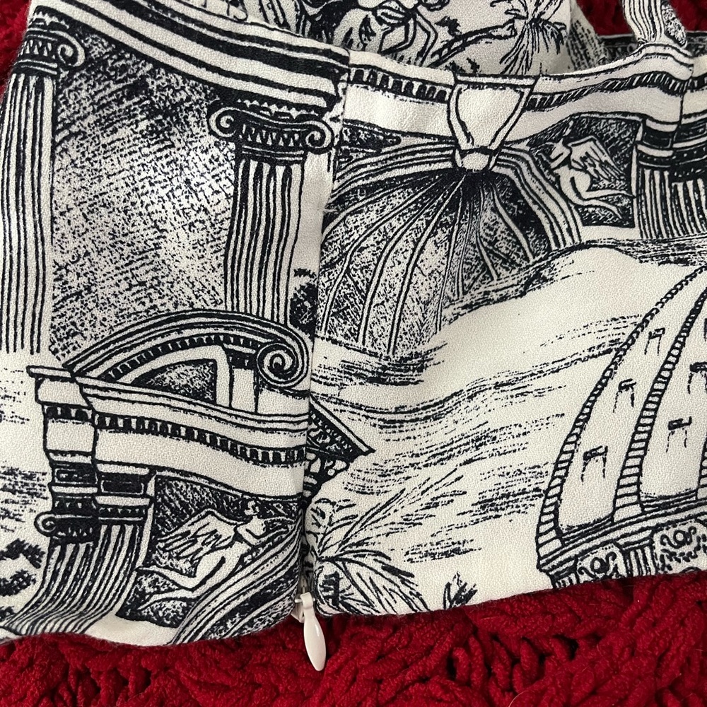 Reformation Tiki Two Piece in Rome size 2 - Picture 7 of 8